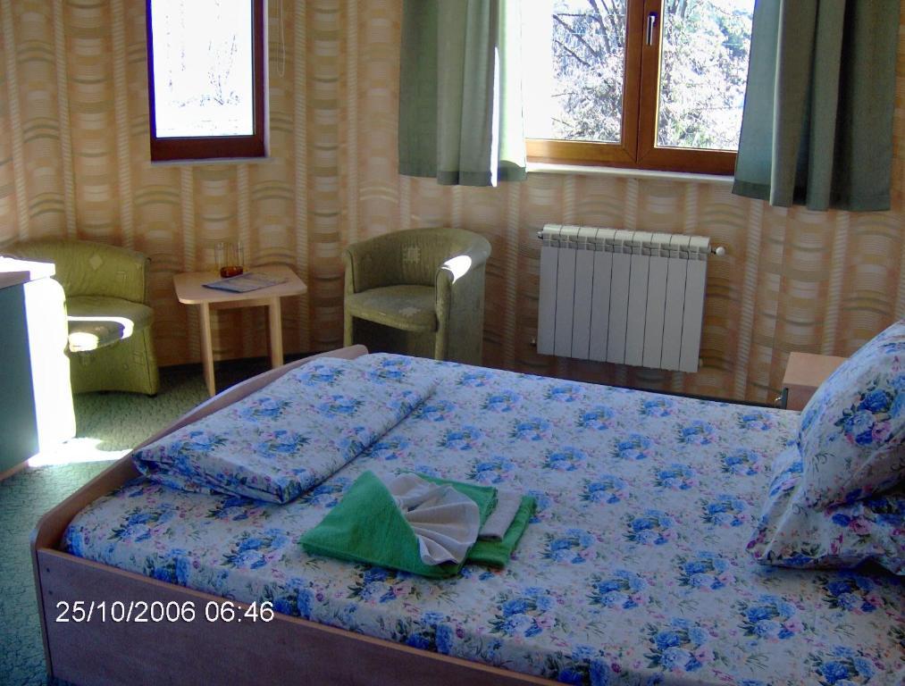 Family Hotel Emaly 1 Bankya Chambre photo